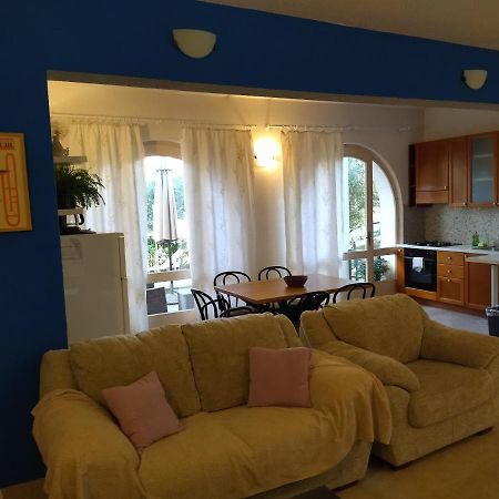 Holiday Home With Free Parking By The Beach Brela Eksteriør bilde