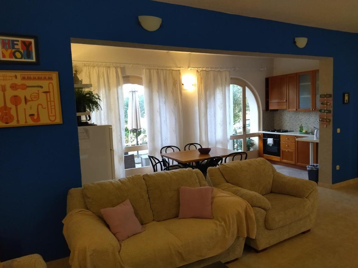 Holiday Home With Free Parking By The Beach Brela Eksteriør bilde