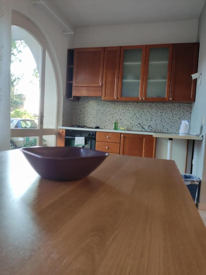 Holiday Home With Free Parking By The Beach Brela Eksteriør bilde