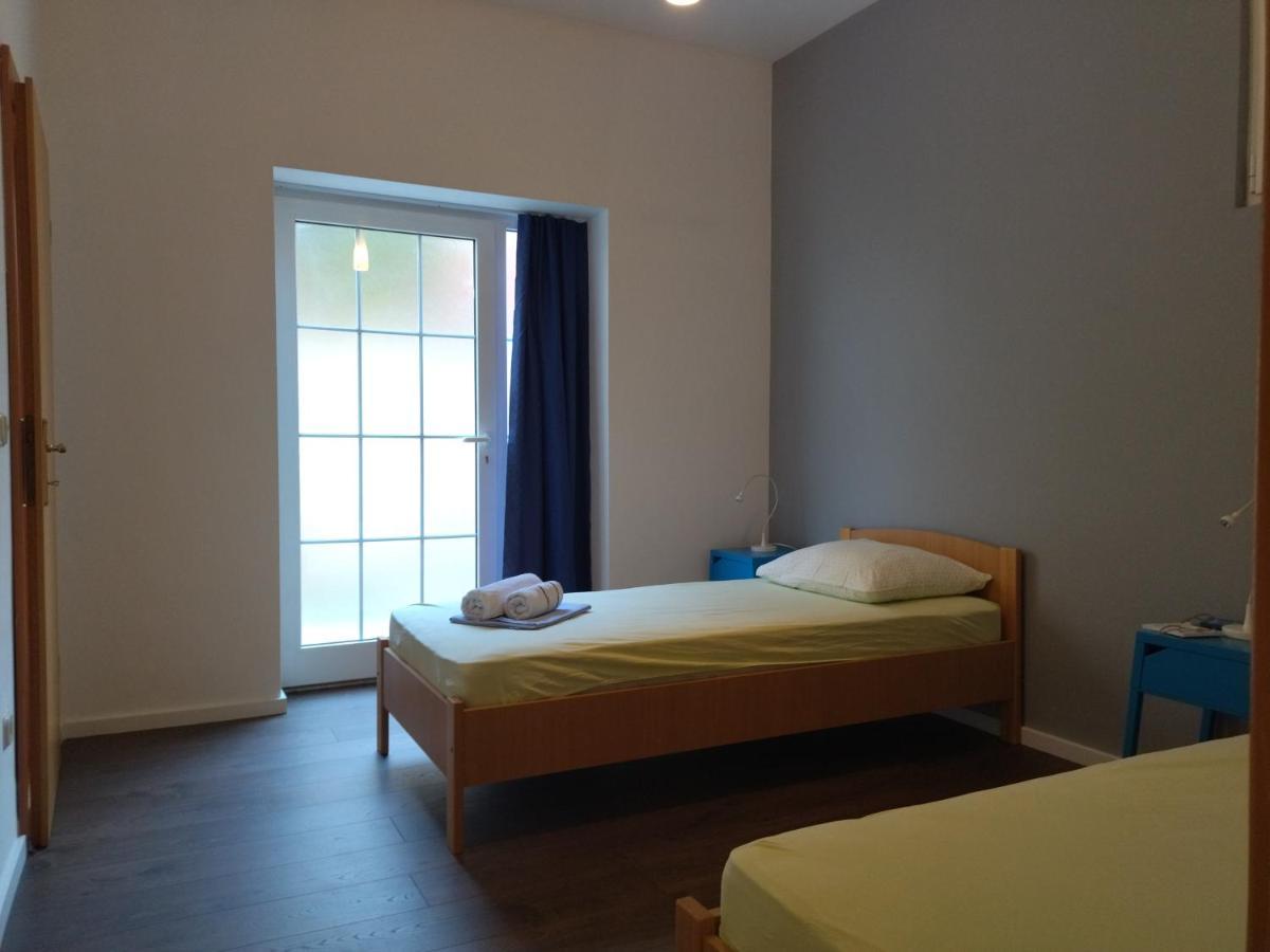 Holiday Home With Free Parking By The Beach Brela Eksteriør bilde