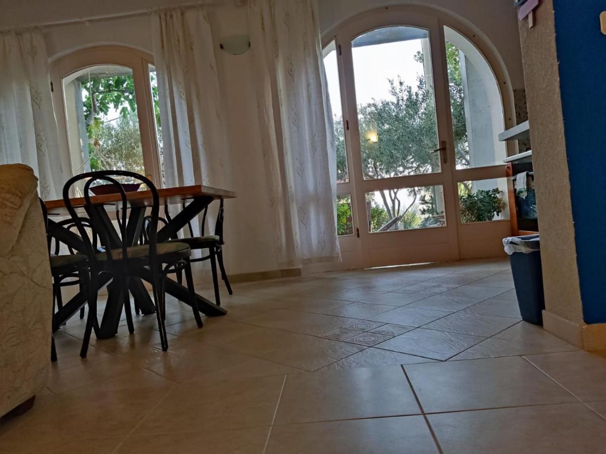 Holiday Home With Free Parking By The Beach Brela Eksteriør bilde